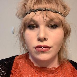 Meet your Posher, Attalia